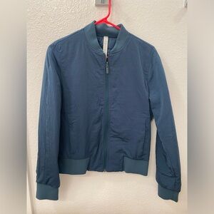 Lululemon teal blue reversible jacket 8